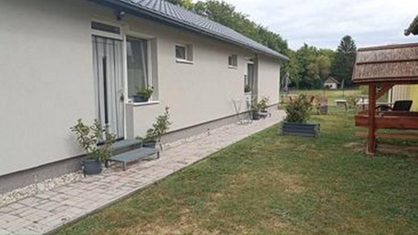 Sueni Apartman Ordacsehi Exteriér fotografie