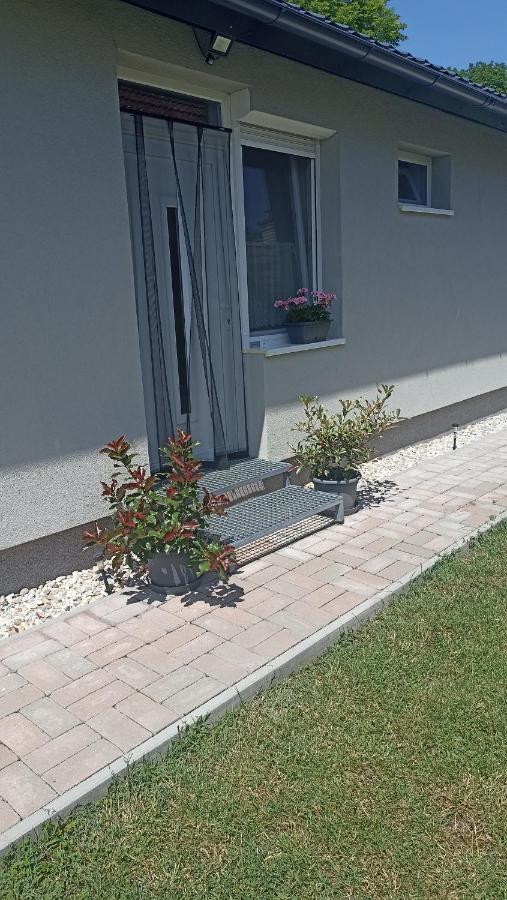 Sueni Apartman Ordacsehi Exteriér fotografie